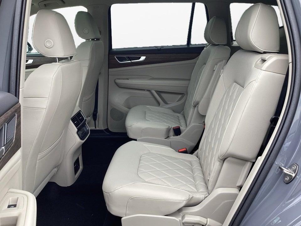 2026 Volkswagen Atlas SEL Premium R-Line