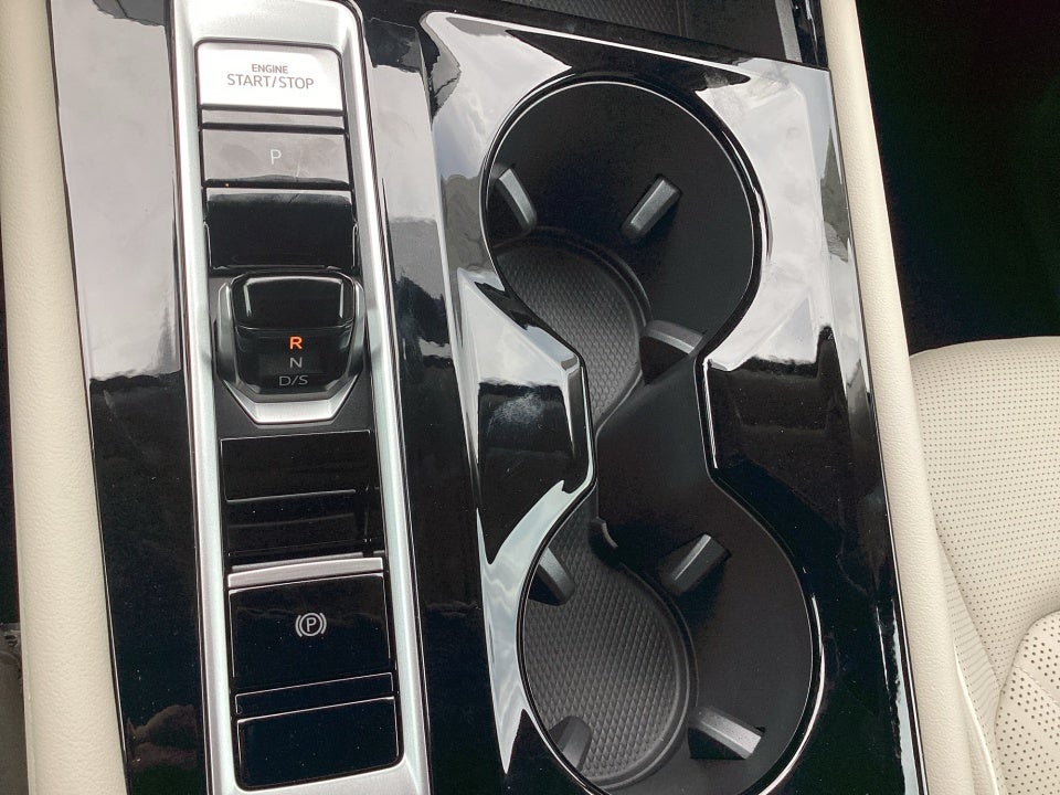 2026 Volkswagen Atlas SEL Premium R-Line