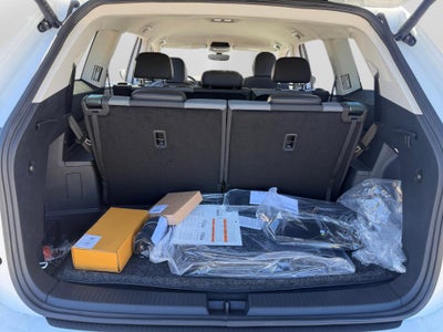 2027 Volkswagen Atlas SE w/Technology