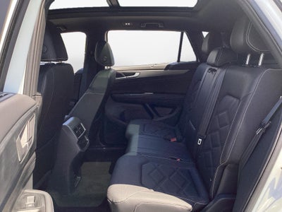 2026 Volkswagen Atlas Cross Sport SE with Technology