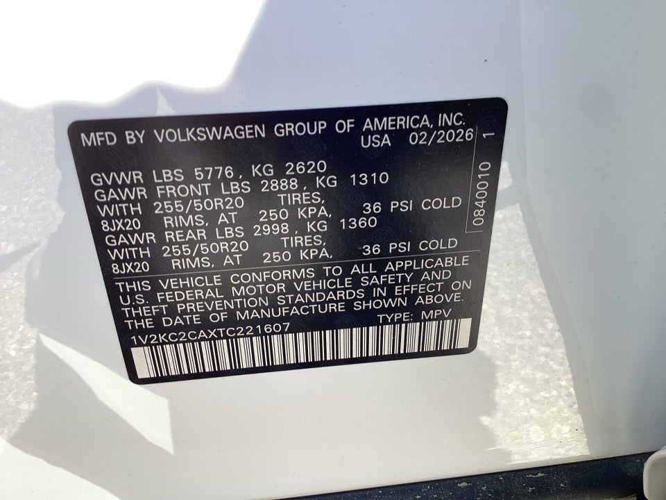 2026 Volkswagen Atlas Cross Sport SE with Technology