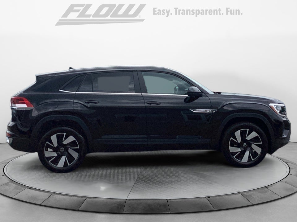 2026 Volkswagen Atlas Cross Sport SE with Technology