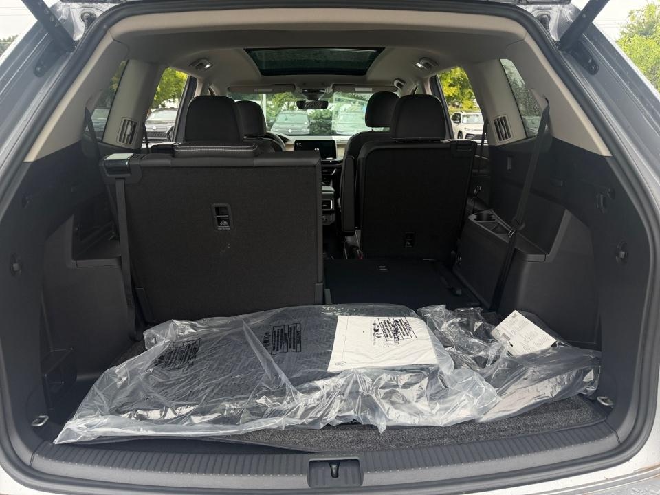 2026 Volkswagen Atlas SE w/Tech - Photo 15