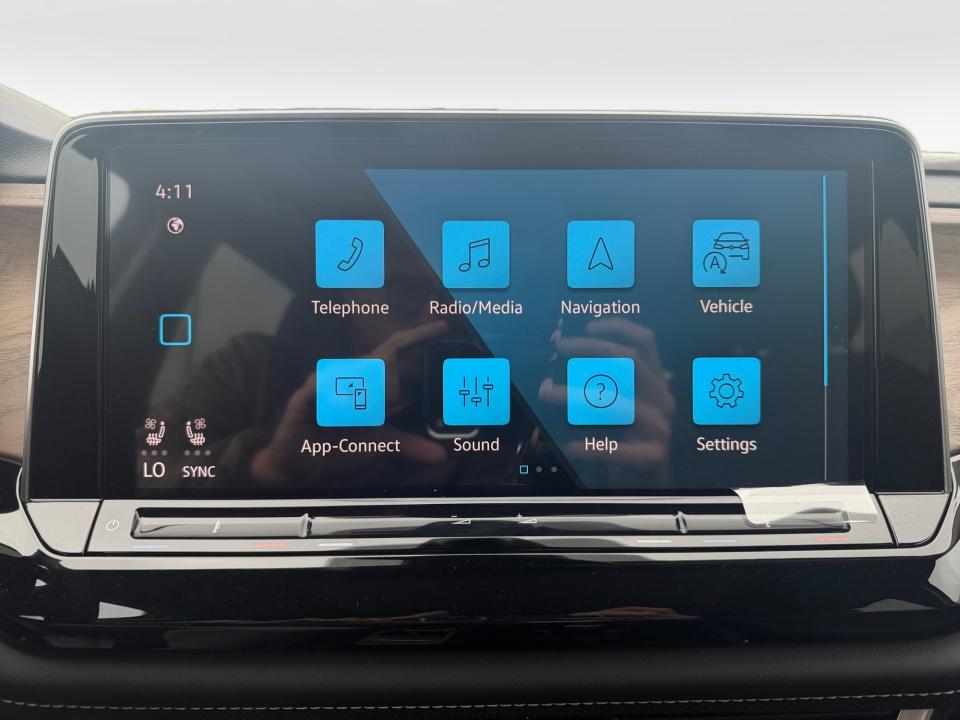 2026 Volkswagen Atlas SE w/Tech - Photo 17