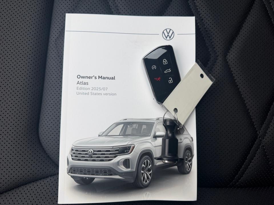 2026 Volkswagen Atlas SE w/Tech - Photo 34