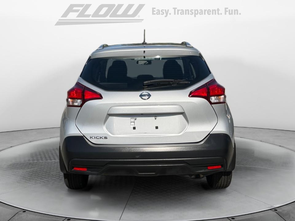 2018 Nissan Kicks S