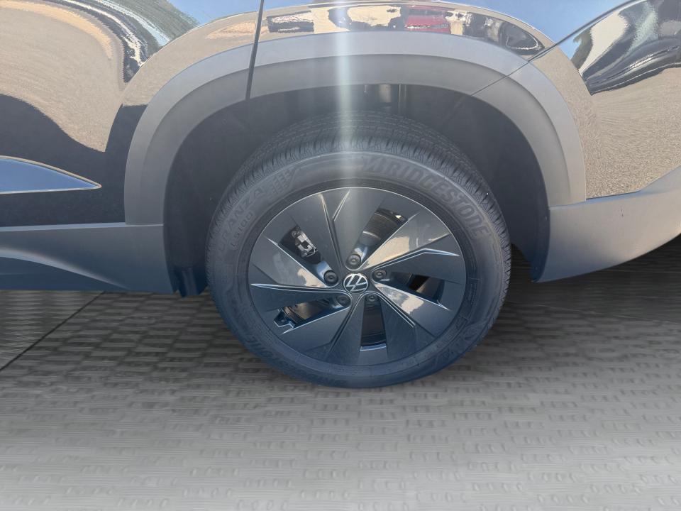 2026 Volkswagen Taos S - Photo 22