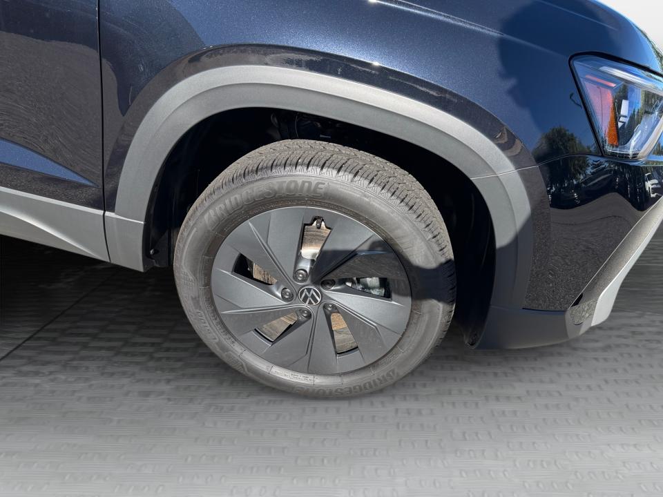 2026 Volkswagen Taos S - Photo 25