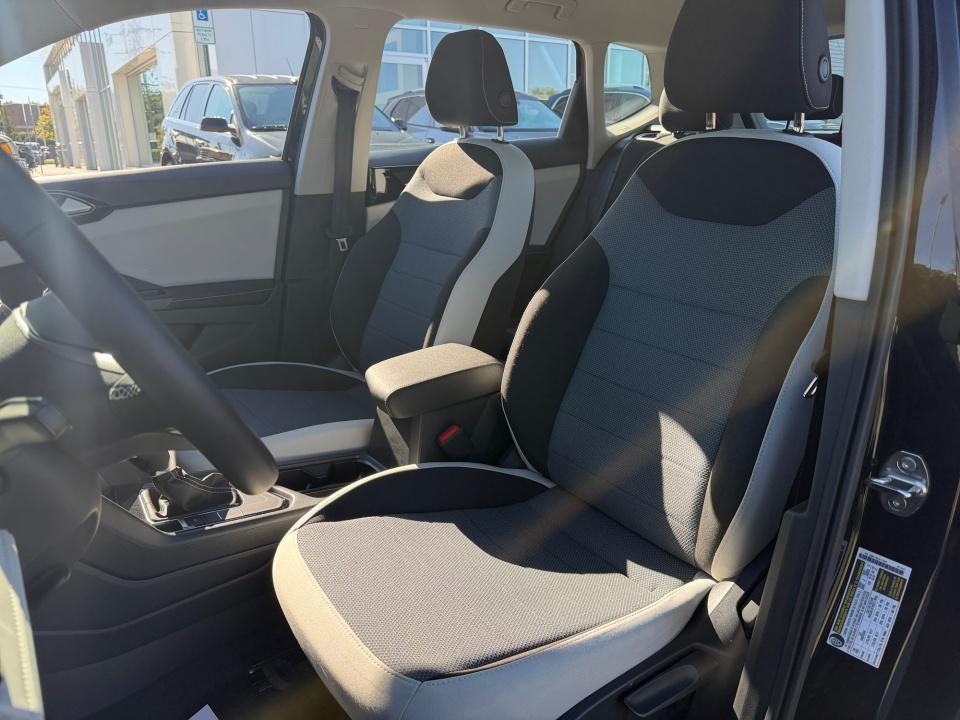 2026 Volkswagen Taos S - Photo 30