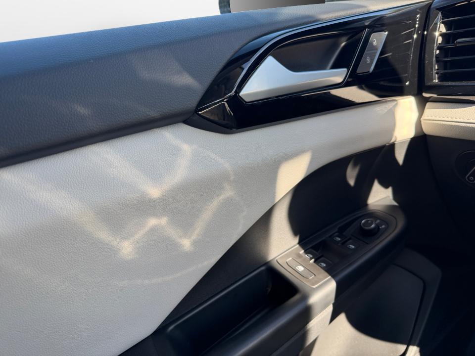 2026 Volkswagen Taos S - Photo 32