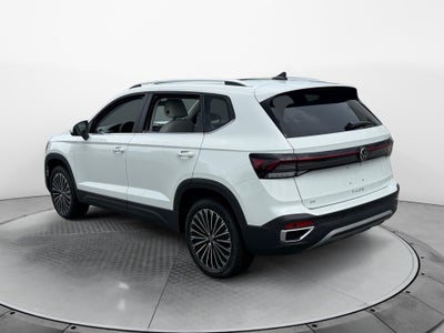 2026 Volkswagen Taos SE