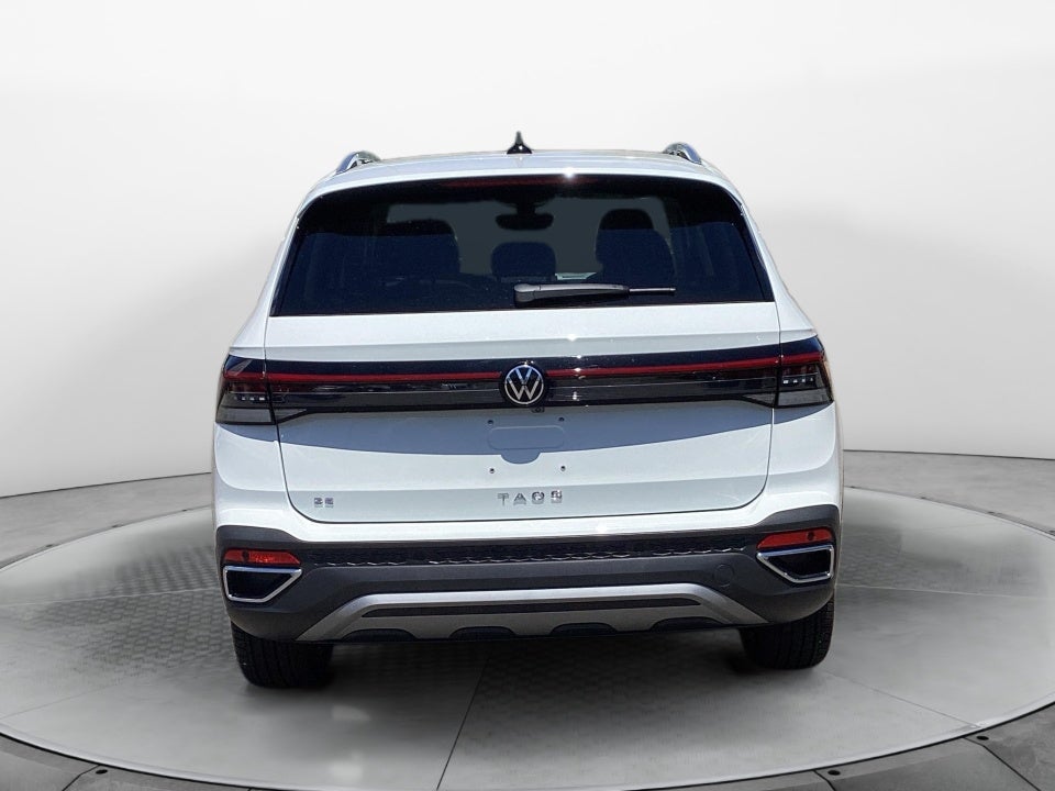 2026 Volkswagen Taos SE