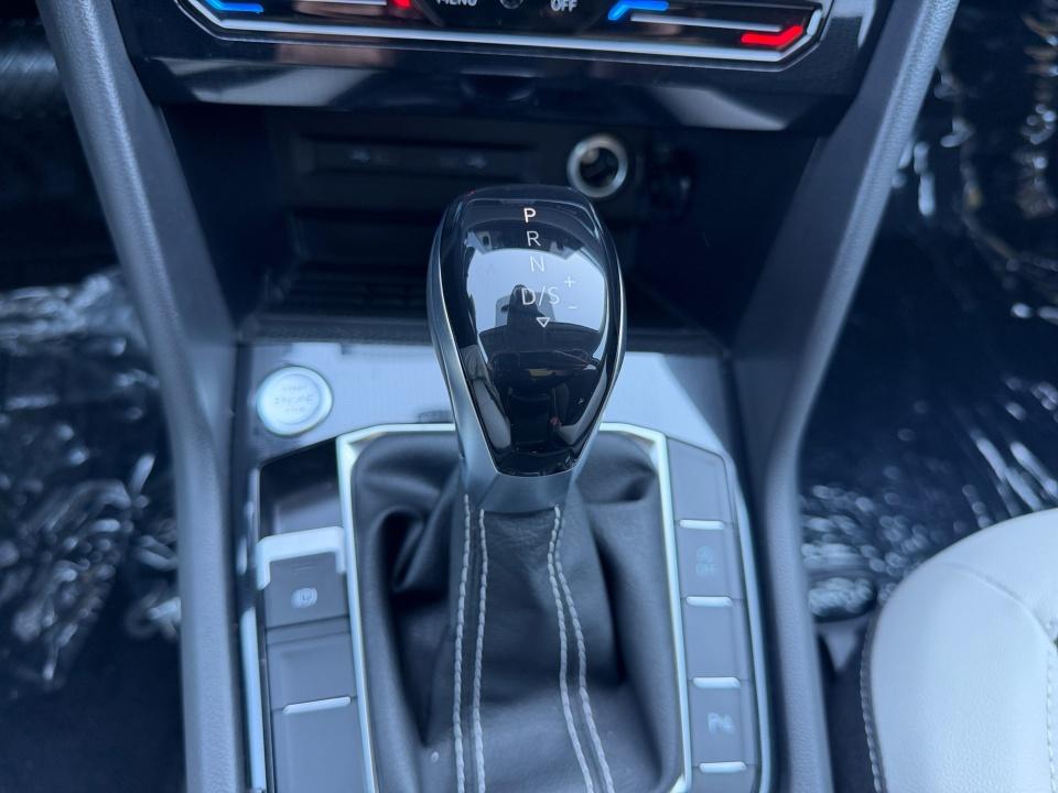2027 Volkswagen Taos SE