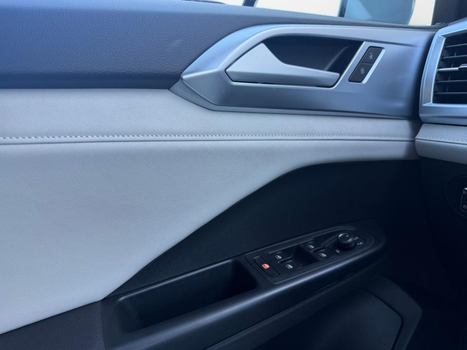 2027 Volkswagen Taos SE