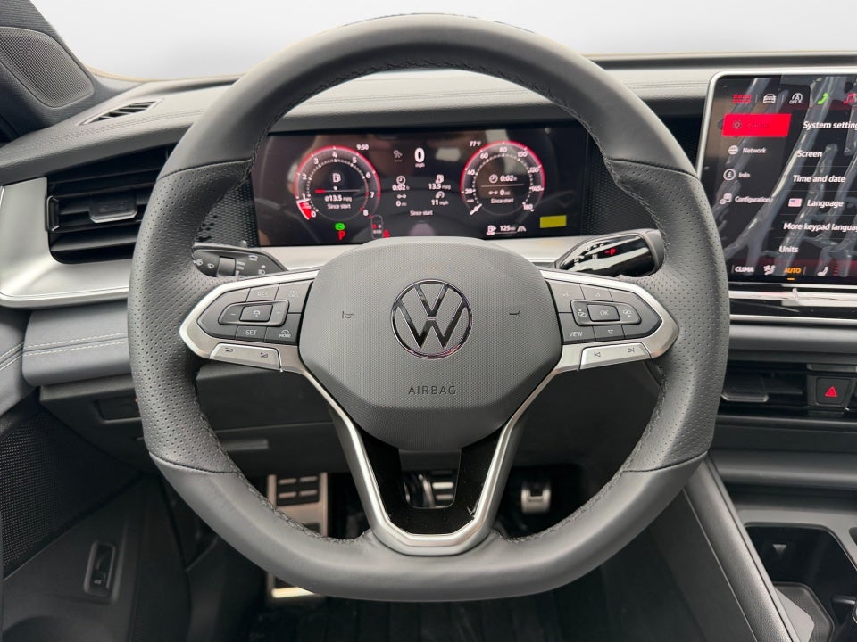 2026 Volkswagen Tiguan SE R-Line Black