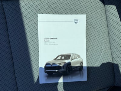 2026 Volkswagen Tiguan SE R-Line Black