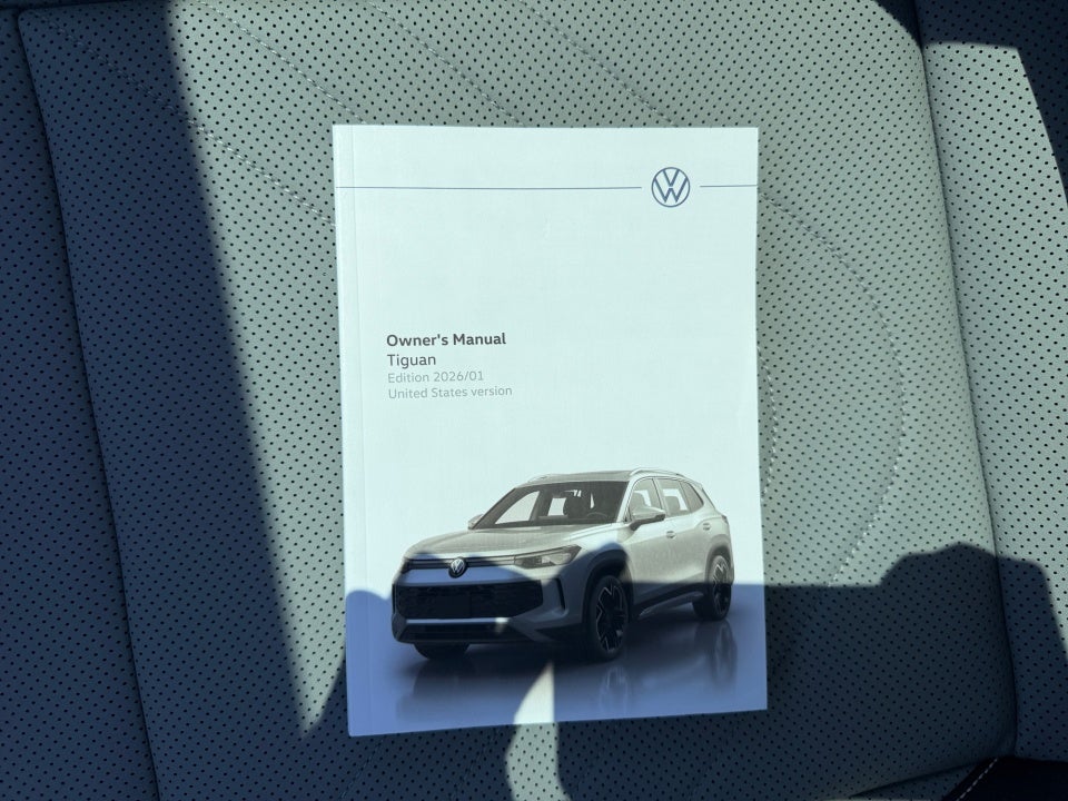 2026 Volkswagen Tiguan SE R-Line Black