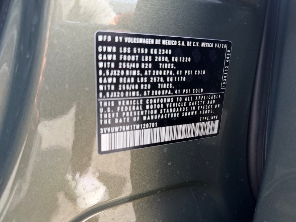2026 Volkswagen Tiguan SEL R-Line Turbo