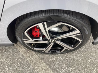 2026 Volkswagen Golf GTI SE