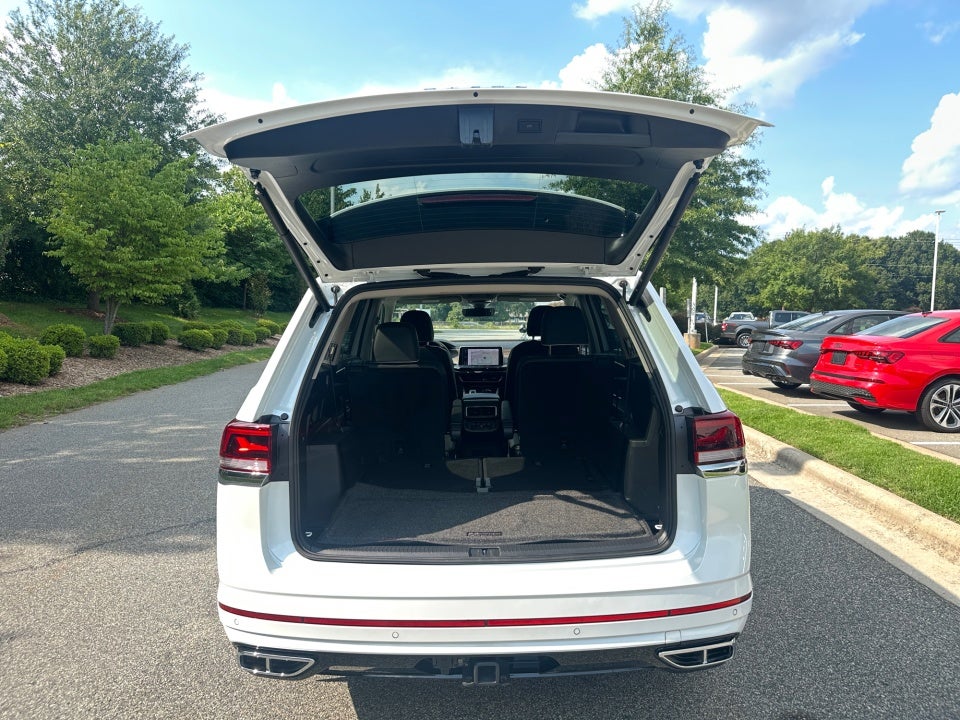 2025 Volkswagen Atlas 2.0T SEL Premium R-Line