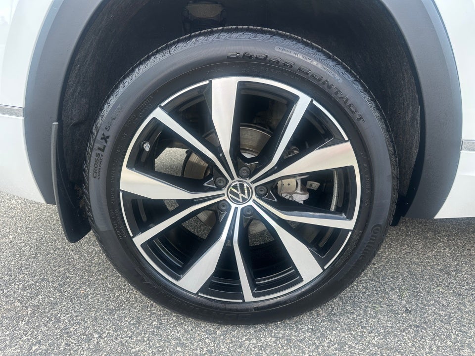 2025 Volkswagen Atlas 2.0T SEL Premium R-Line