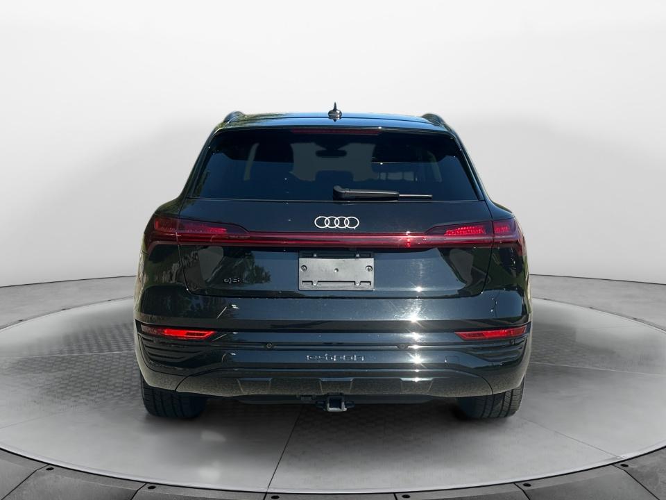 2024 Audi Q8 e-tron Premium