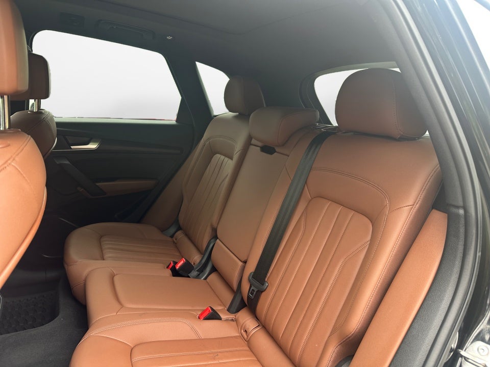 2023 Audi Q5 S line Premium