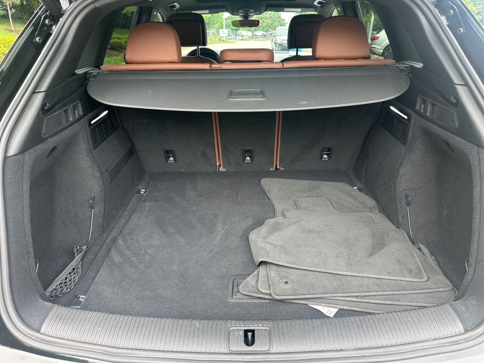 2023 Audi Q5 S line Premium