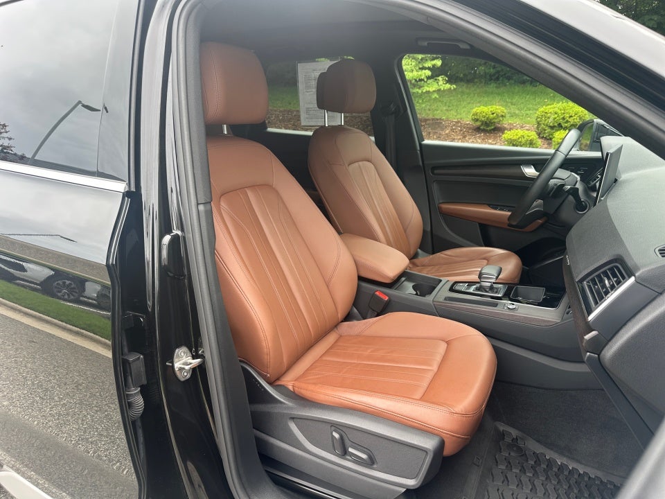 2023 Audi Q5 S line Premium