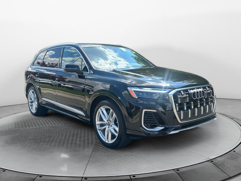 2025 Audi Q7 Premium Plus
