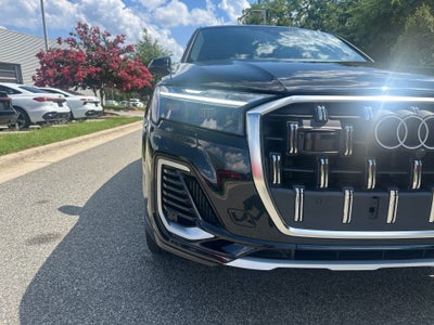 2025 Audi Q7 Premium Plus