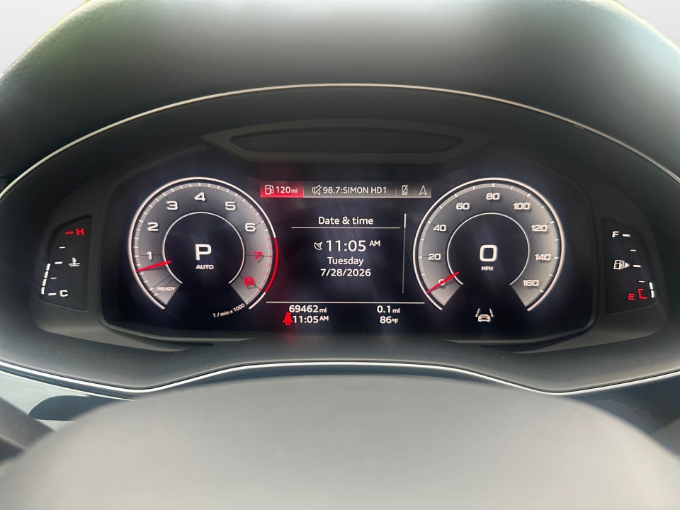 2022 Audi Q7 Premium Plus