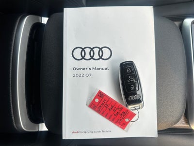 2022 Audi Q7 Premium Plus