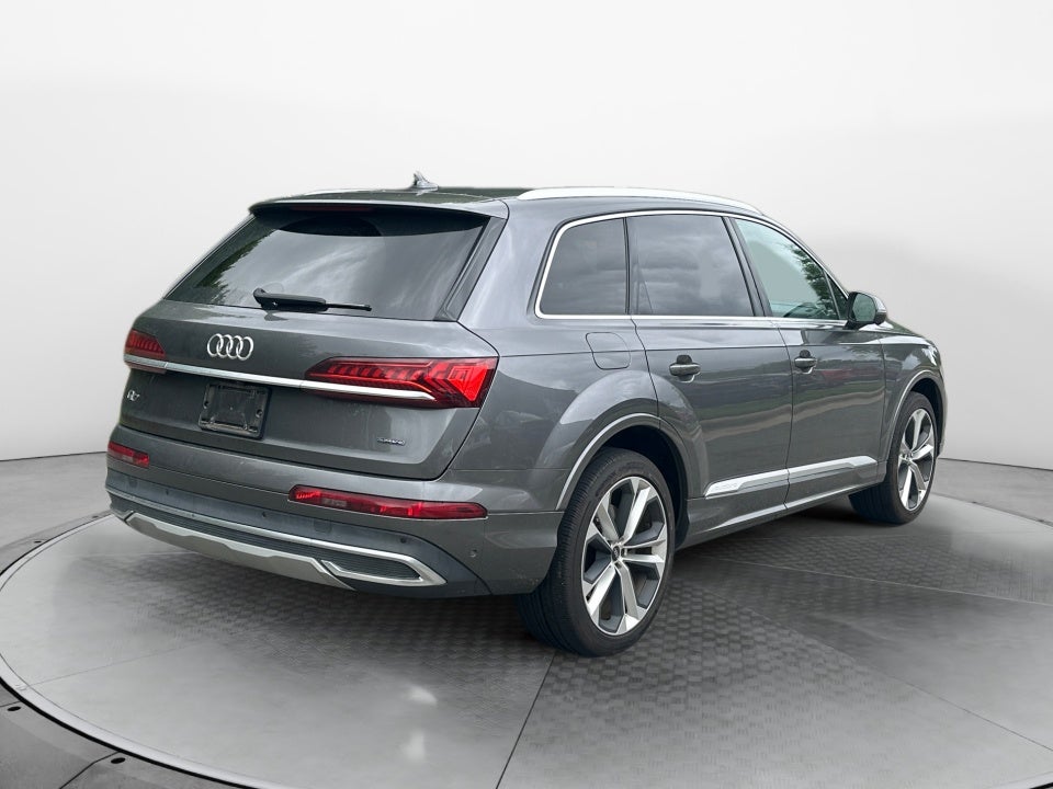 2022 Audi Q7 Premium Plus