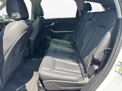 2023 Audi Q7 Prestige
