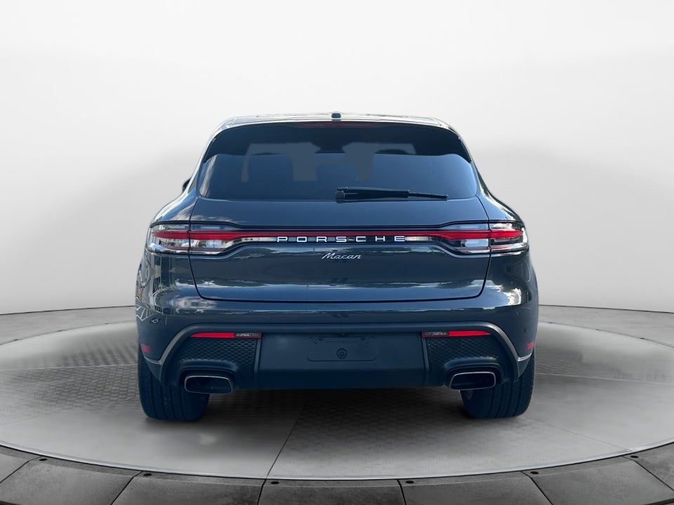 2022 Porsche Macan AWD