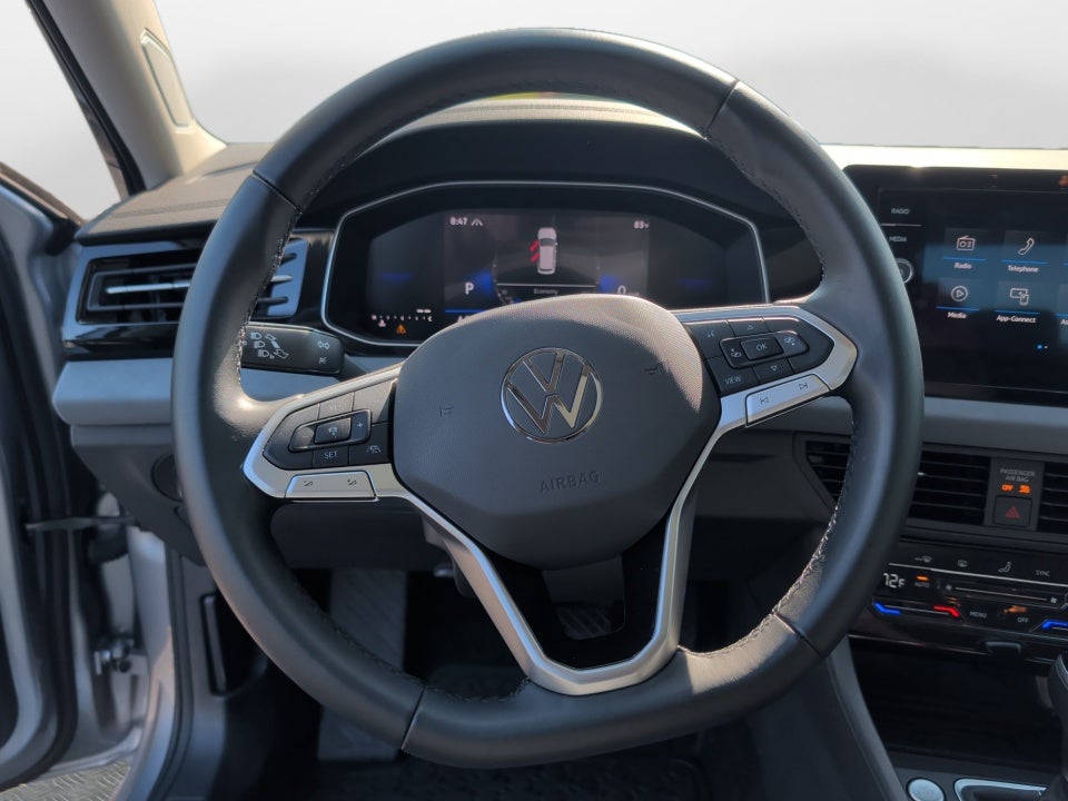2025 Volkswagen Jetta SE