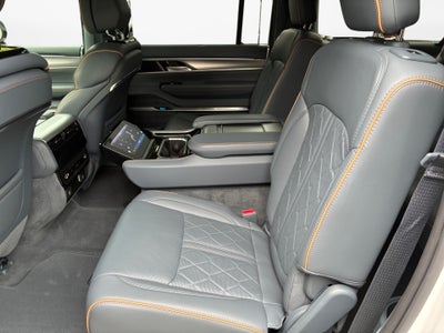 2023 Jeep Grand Wagoneer L Series III