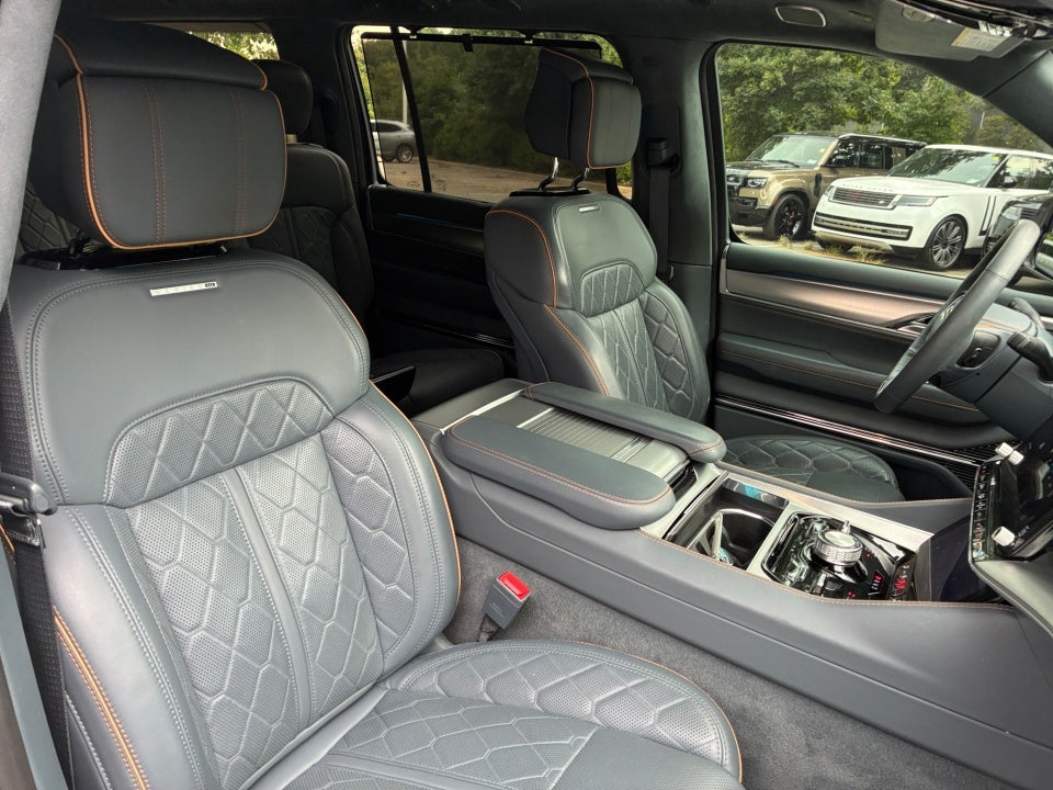 2023 Jeep Grand Wagoneer L Series III
