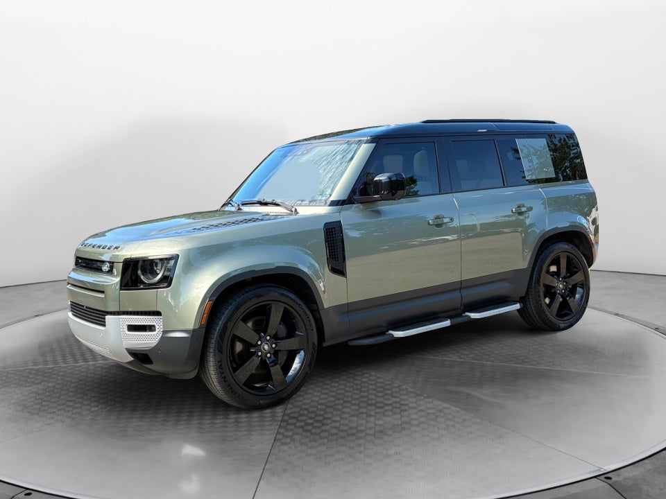 2023 Land Rover Defender SE