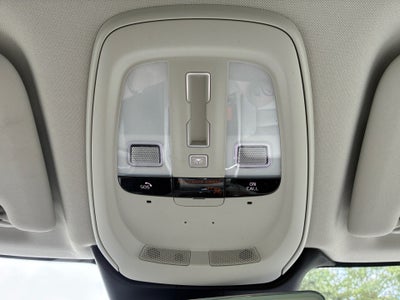 2022 Volvo XC60 Momentum