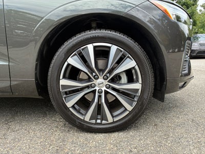 2022 Volvo XC60 Momentum