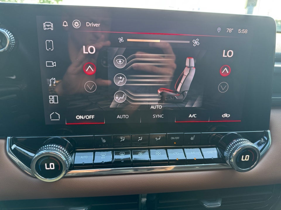 2024 GMC Canyon 4WD AT4