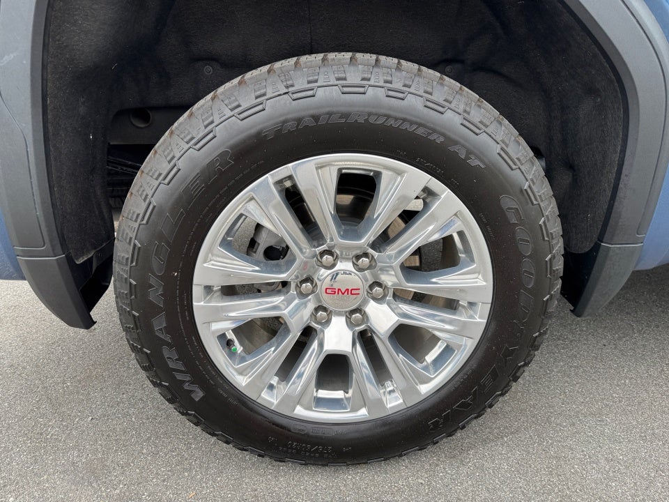 2025 GMC Sierra 1500 4WD Crew Cab Short Box Denali