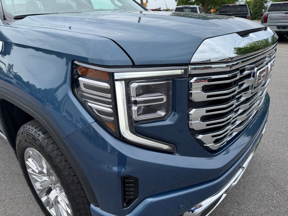2025 GMC Sierra 1500 4WD Crew Cab Short Box Denali