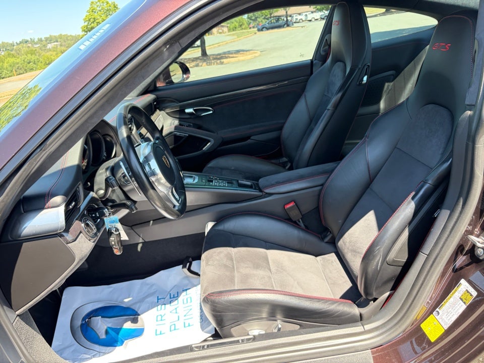 2016 Porsche 911 Carrera GTS
