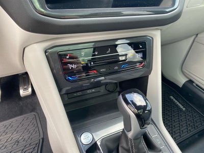 2024 Volkswagen Tiguan 2.0T SEL R-Line