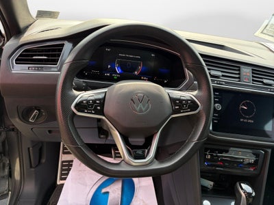 2024 Volkswagen Tiguan SE R-Line Black