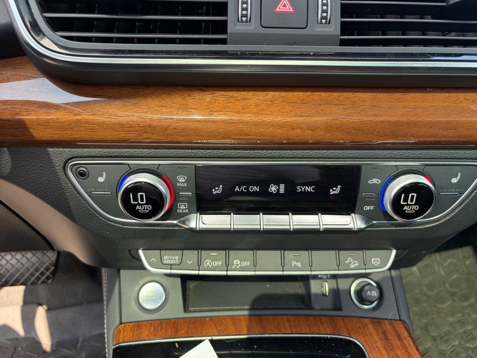 2023 Audi Q5 S line Premium Plus