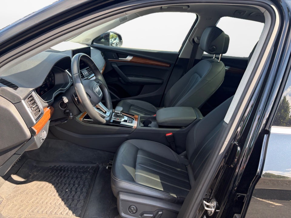 2023 Audi Q5 S line Premium Plus